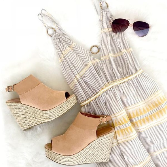 1 LEFT!!! NWT. Malibu peach Espadrilles wedge - Picture 4 of 8